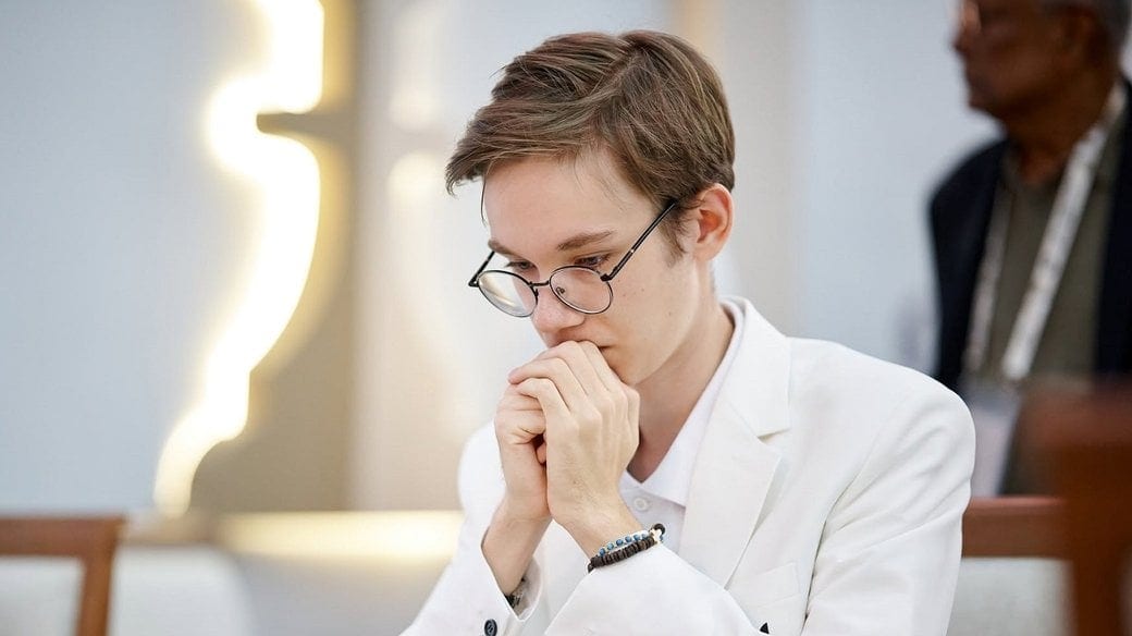 17-річний українець обійшов чинного чемпіона світу й виграв «золото» шахової Олімпіади