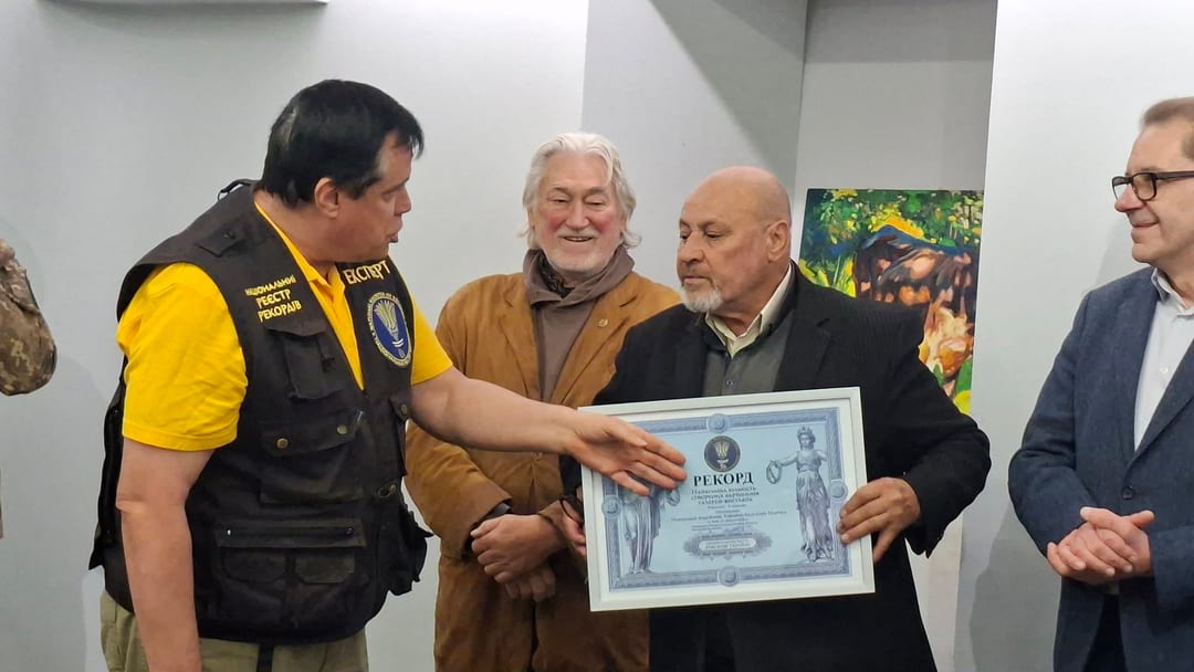 Мистецтво без квитків: український художник створив дев’ять галерей з вільним входом і встановив рекорд