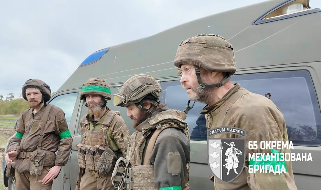 320 днів на позиціях та 18 км пішки для ротації: на Запоріжжі чотирьох бійців вивели з «нуля» (ВІДЕО)