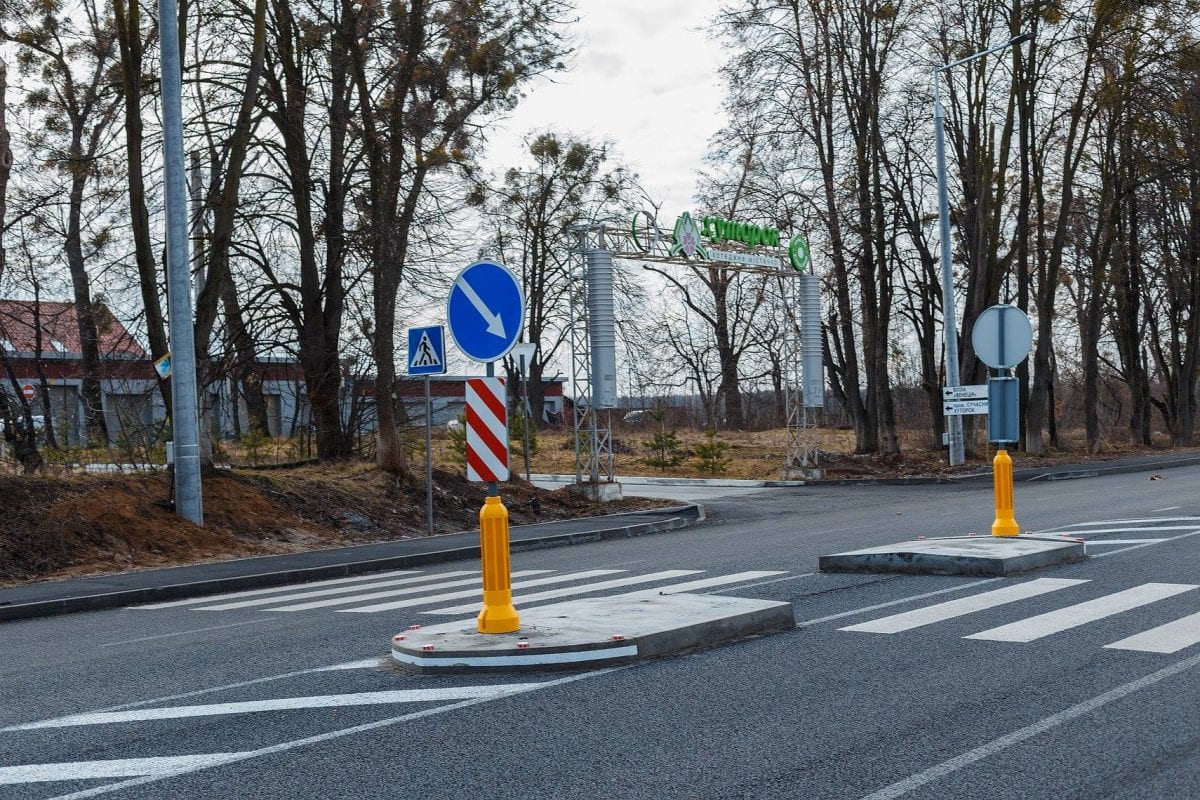 На дорогах Вінниці встановили вже 11 нових острівців безпеки