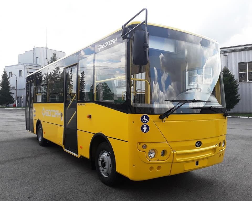 У Краматорськ поїхали 5 нових міських автобусів