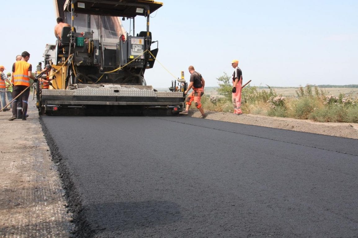 112 мільйонів витратять на ремонт доріг та мостів на Донеччині