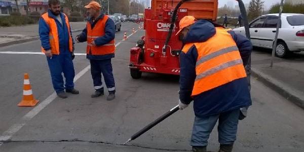 Київські дороги ремонтуватимуть за американською технологією