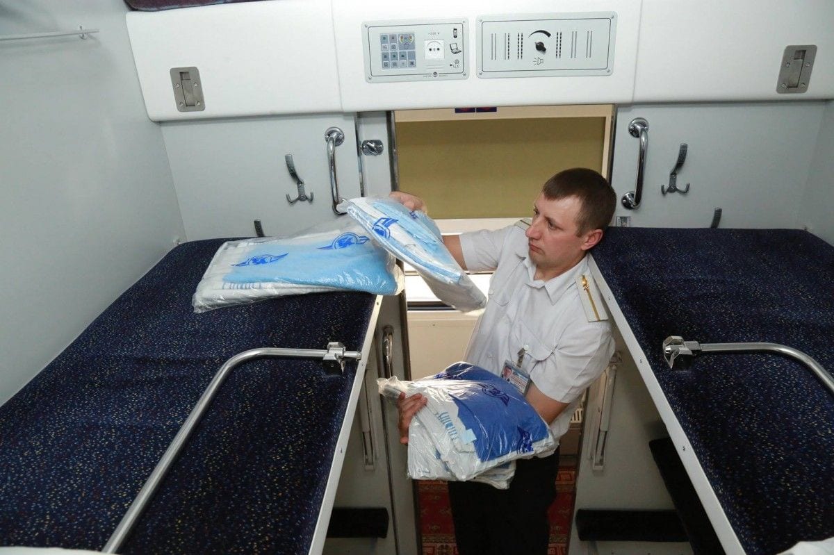 Укрзалізниця купила нові ковдри і замінила понад 210 тисяч комплектів постільної білизни
