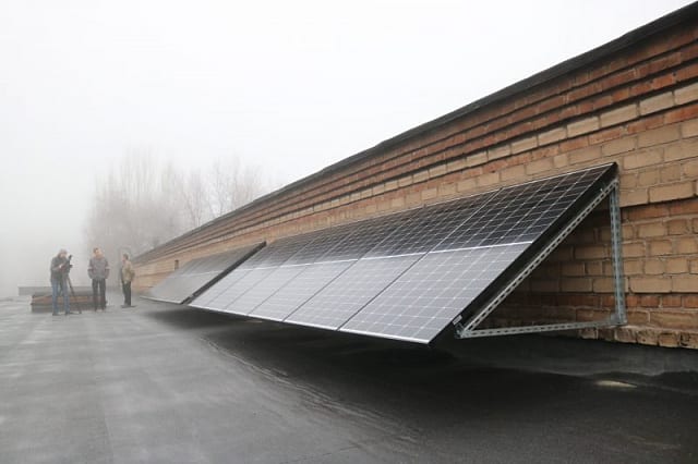 У Запоріжжі політехнікум встановив на даху сонячну станцію