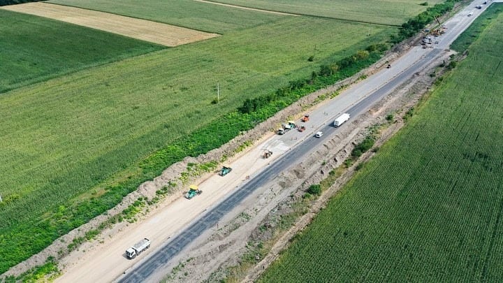 В Україні планують збудувати 2,9 тисячі кілометрів бетонних доріг: де саме