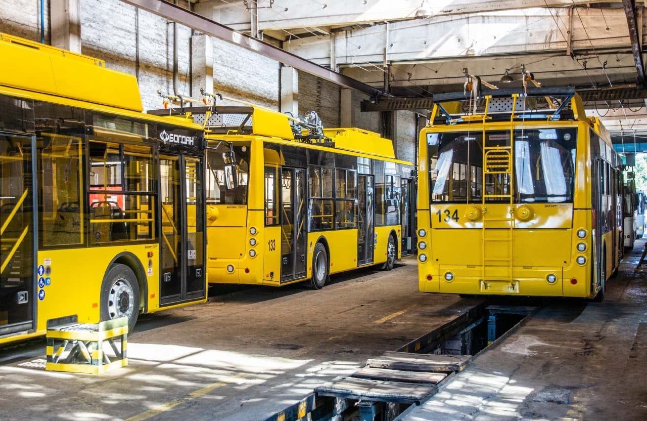 Перші з 40 тролейбусів “Богдан” вже прибули до Полтави
