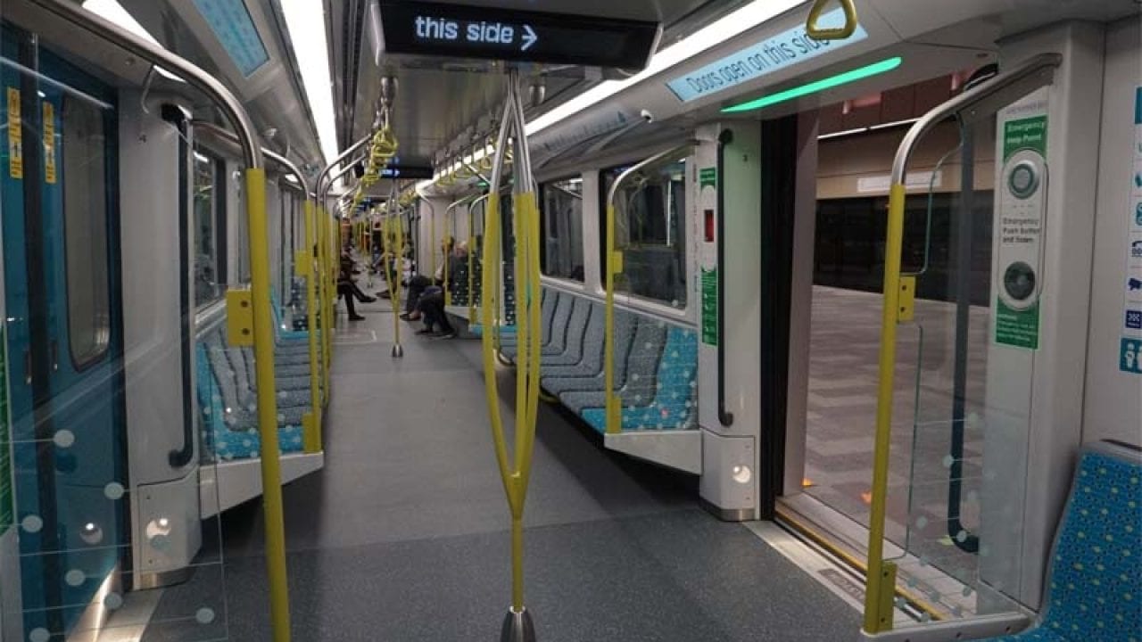 Для метро Києва закуплять поїзди з міжвагонним проходом