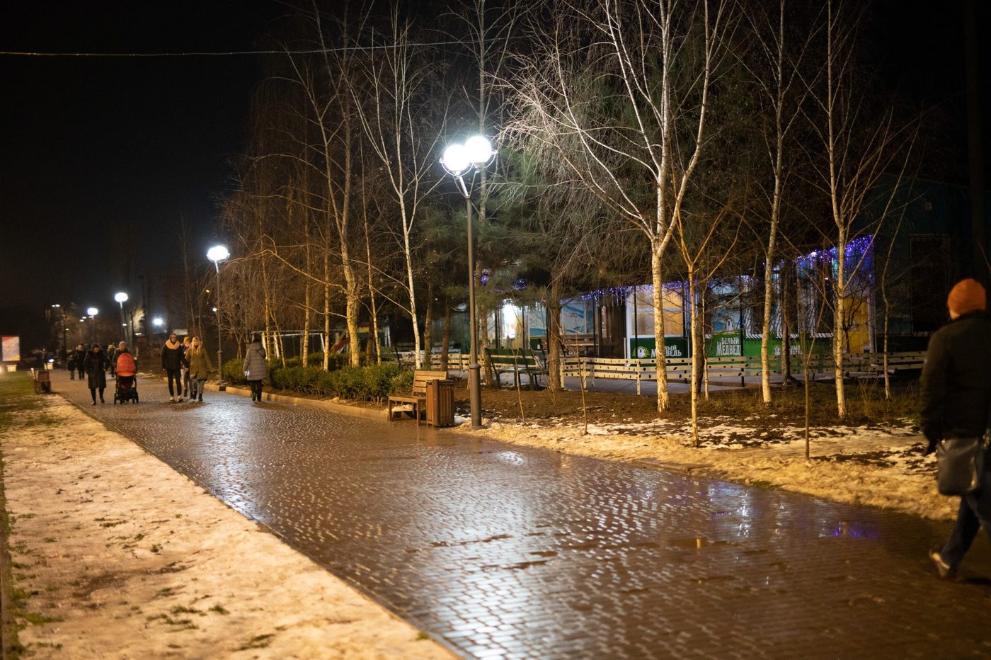 В Одесі оновили освітлення Кримського бульвару (ФОТО)