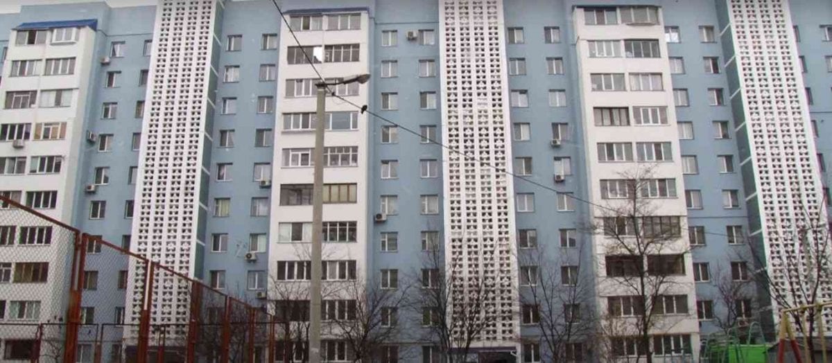 У Черкасах мешканці самотужки модернізували «панельку»