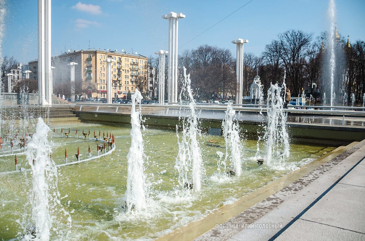 У Харкові офіційно відкрився сезон фонтанів (ФОТО)