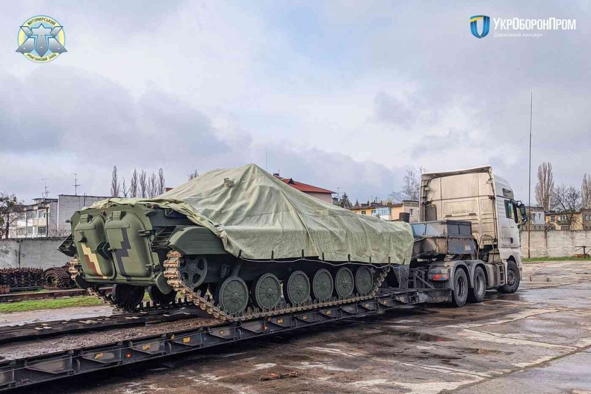 Житомирський бронетанковий завод передав армії партію БМП-2 (ФОТО)