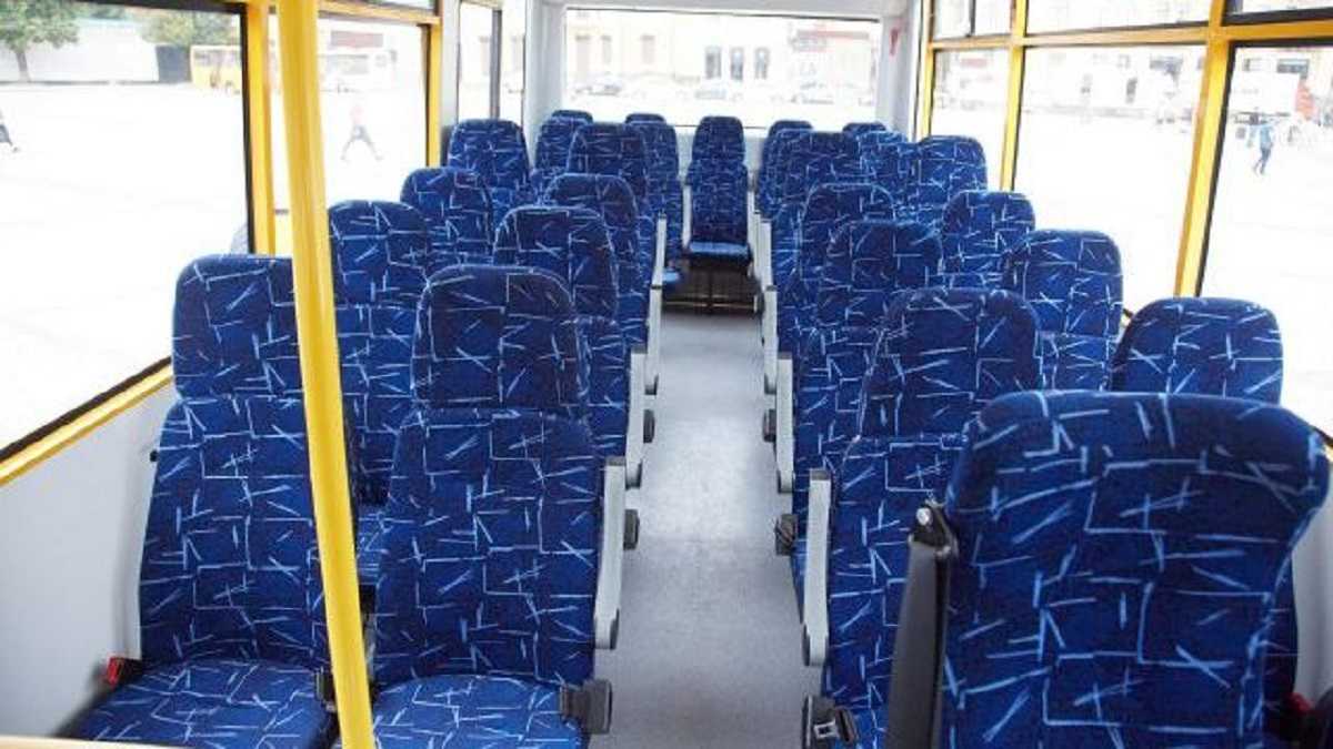 Запорізький завод розробляє 12-метровий низькопідлоговий автобус