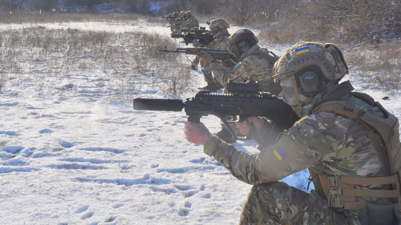 Воїни-розвідники тренувалися давати відсіч ворогу на близькій відстані (ФОТО)