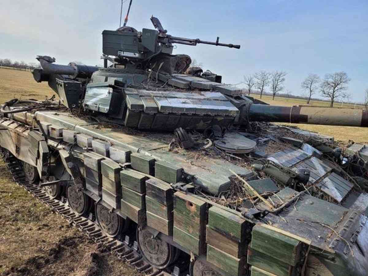 На Херсонщині наша армія «затрофеїла» два танки Т-64 і зенітну установку