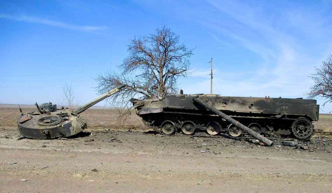 У ЗСУ показали розтрощену техніку ворога на Запоріжжі (ВІДЕО)