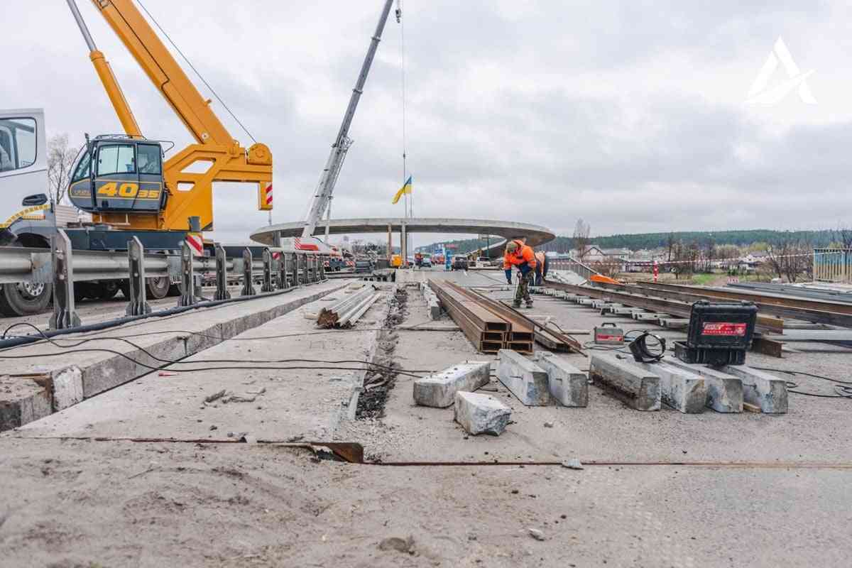На Житомирській трасі відновили сполучення з Києвом (ФОТО)