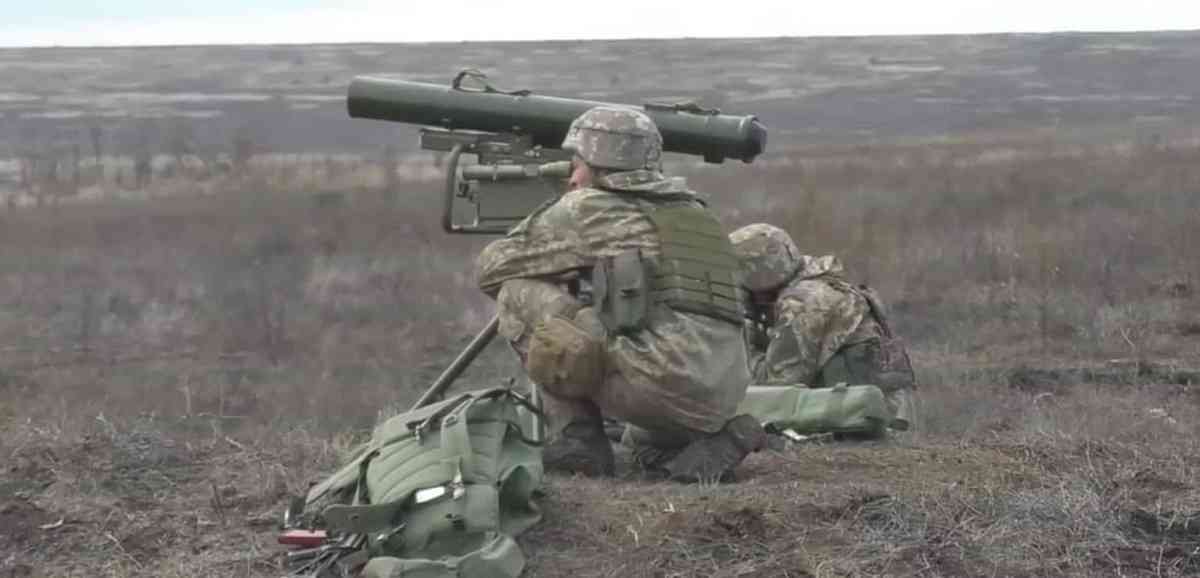 «Вогонь — і ракета в танк»: морські піхотинці підбили ворожий Т-72 (ВІДЕО)