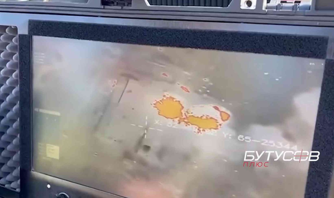 З’явилося відео, як артилерія «Правого сектору» знищила склад боєприпасів та ракет РФ