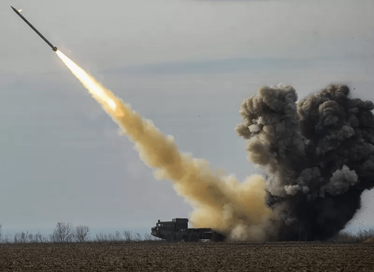 Над Миколаївщиною ЗСУ збили ворожу ракету