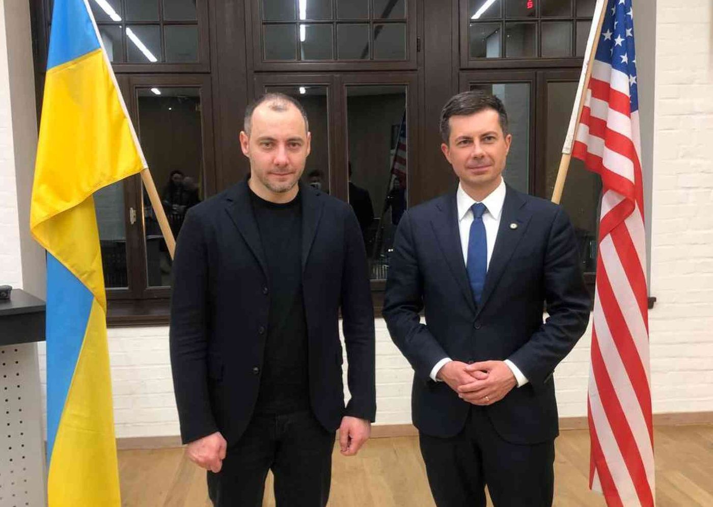 Україна та США підписали Меморандум про транспортне співробітництво