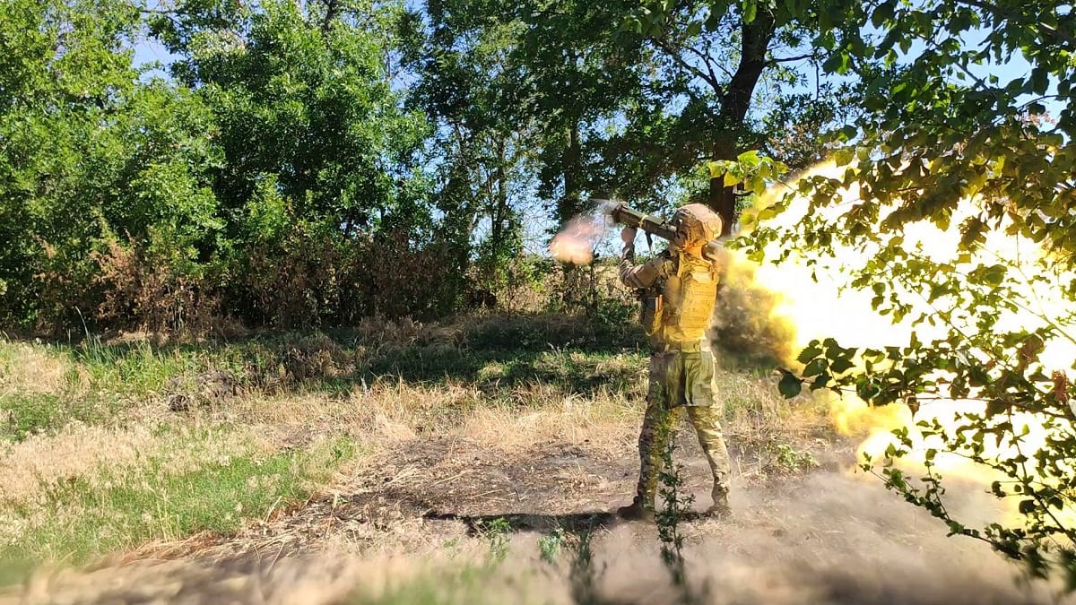 Десантники ЗСУ знищили два ворожі танки на Донеччині (ВІДЕО)