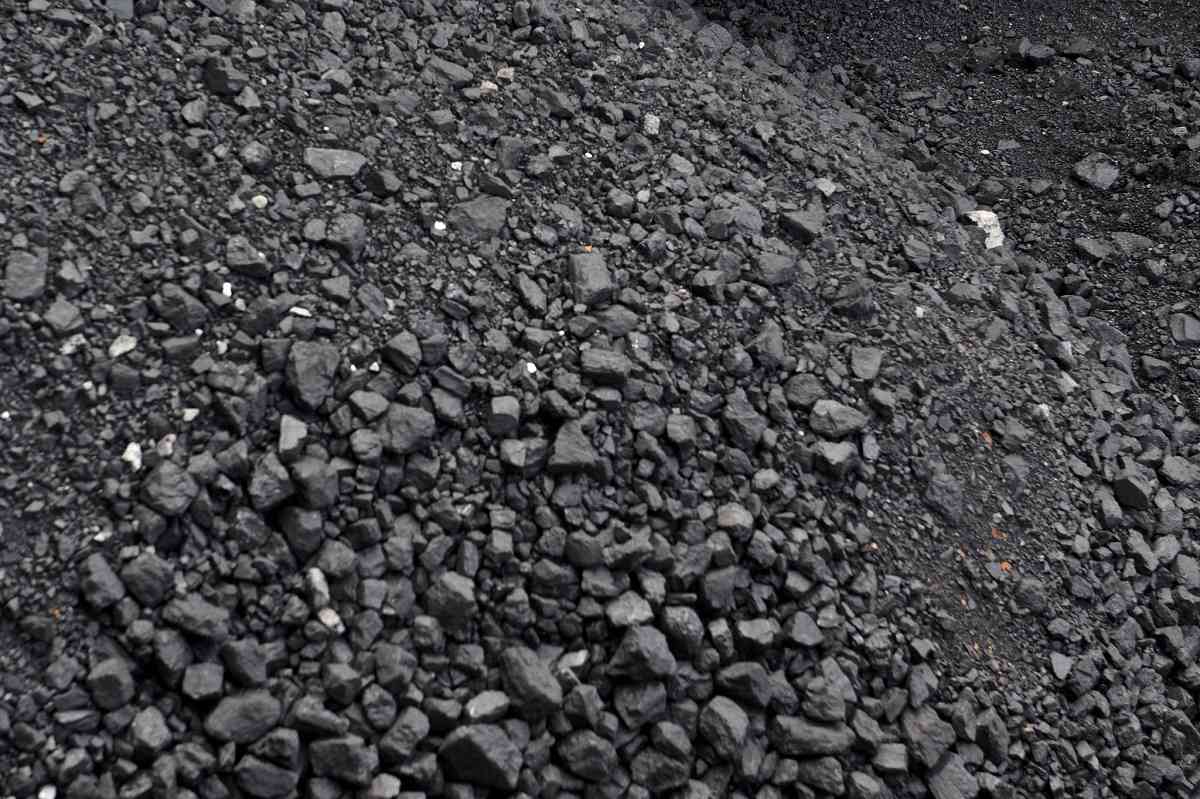 Австралія безкоштовно надала Україні 79 тис. тонн вугілля