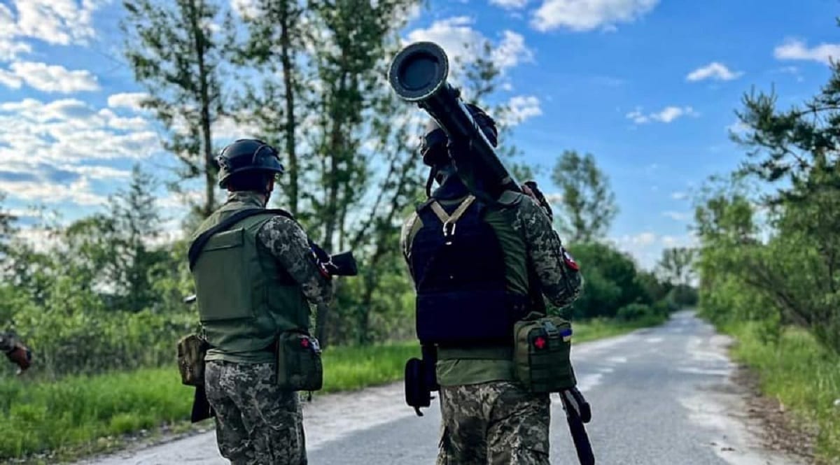 Артилерія Нацгвардії влучним пострілом знищила ворожий танк на Донеччині