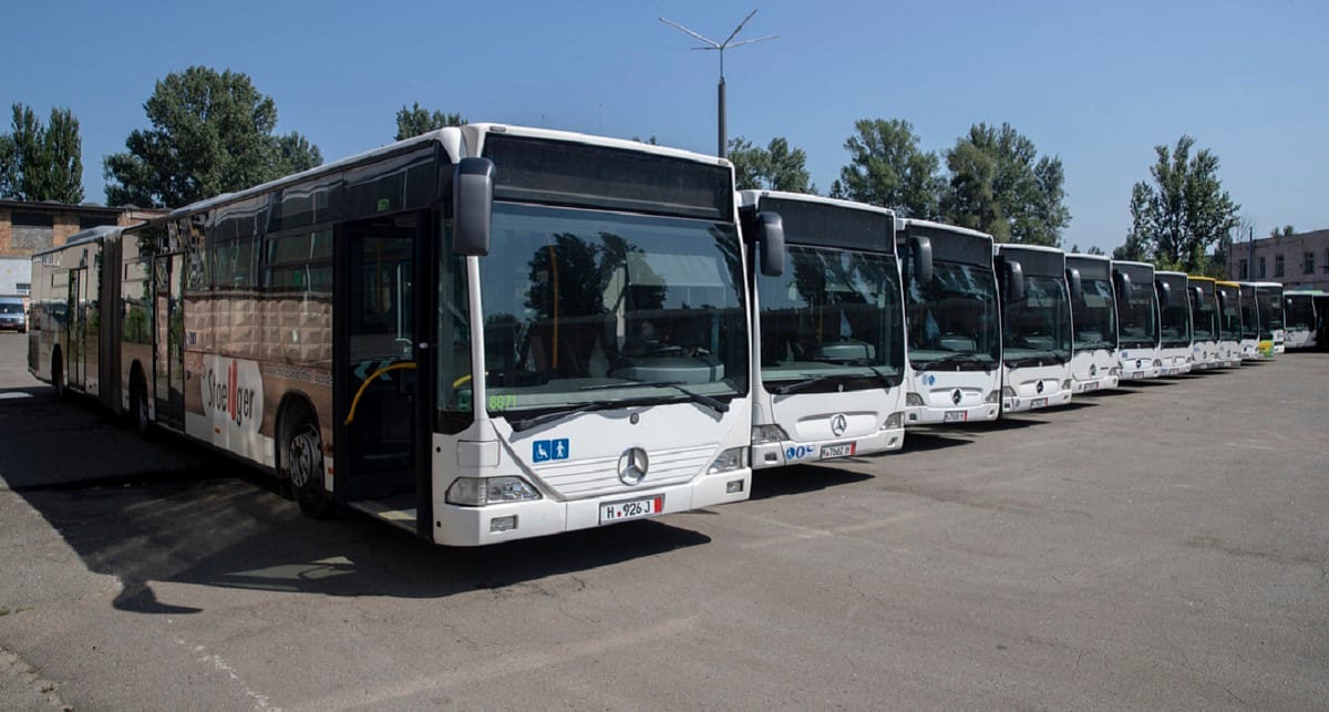 Київпастранс отримав 19 автобусів від німецьких партнерів