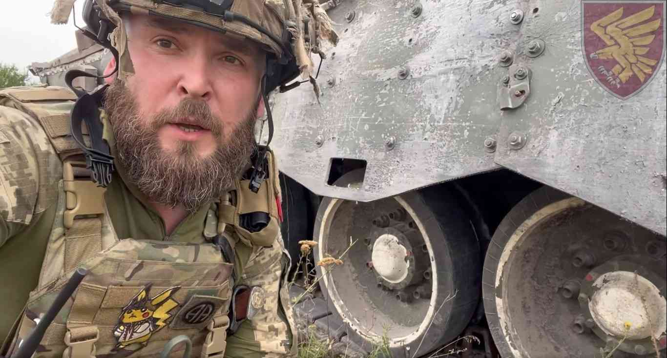 Десантники 95 ОДШБр затрофеїли «парадний» танк Т-80 окупантів (ВІДЕО)