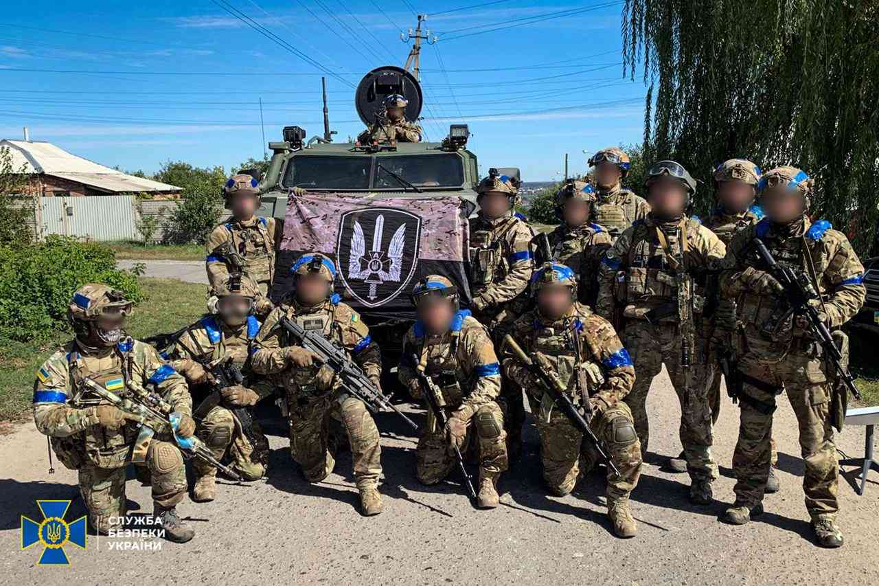 Ударні дрони СБУ перетворили на металобрухт 70 ворожих танків (ВІДЕО)