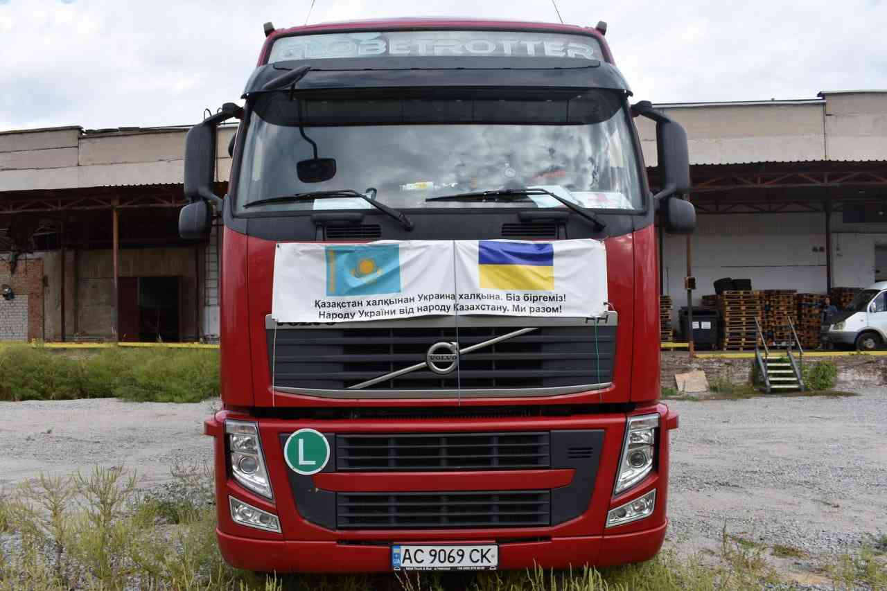 Чернігівщина отримала понад 13 тонн гуманітарної допомоги від Казахстану