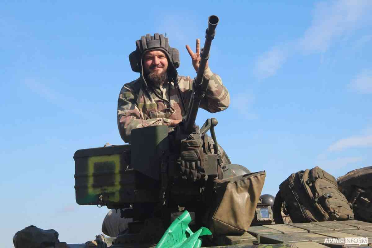 Бійці ЗСУ двома танками захопили опорний пункт ворога на Херсонщині (ФОТО)