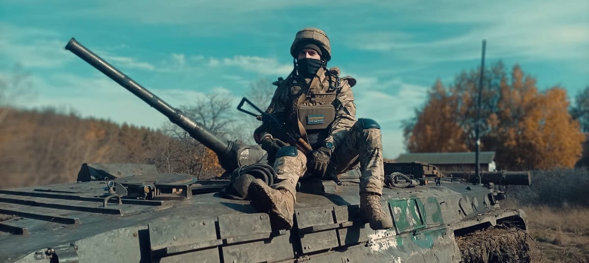 Січеславські десантники знищили танк окупантів на Луганщині: кадри реального бою (ВІДЕО)