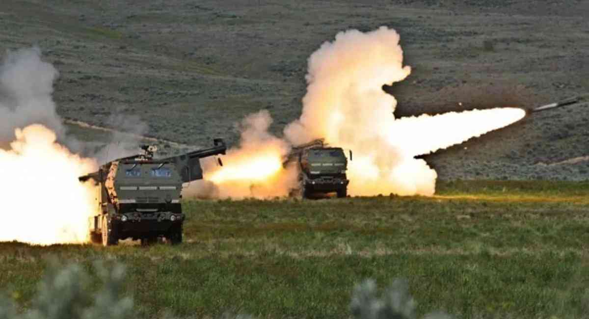 Сили оборони ударом HIMARS розгромили техніку окупантів під Бахмутом (ВІДЕО)