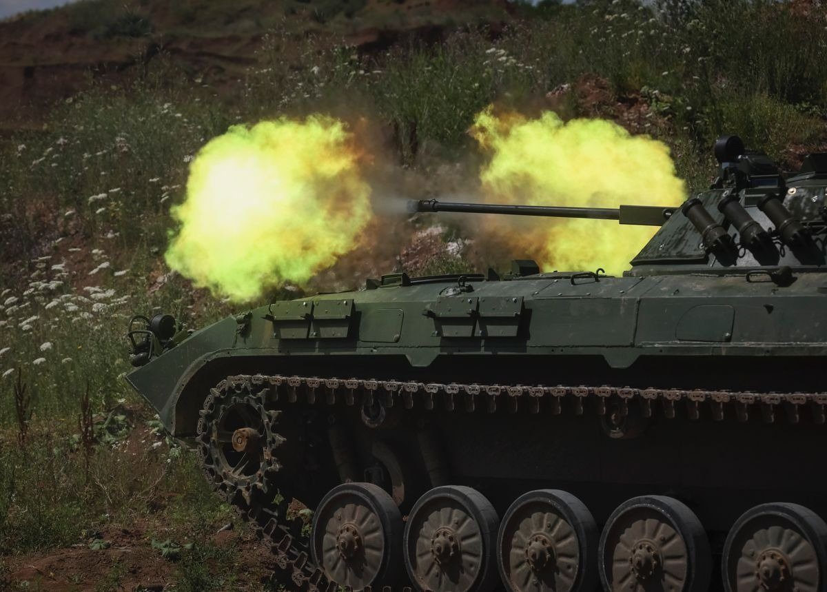 Едельвейси показали, як накривають стрілецьким вогнем опорні пункти окупантів (ВІДЕО)