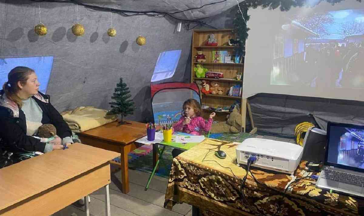 У Коломиї на Франківщині з’явився намет творчості і дозвілля