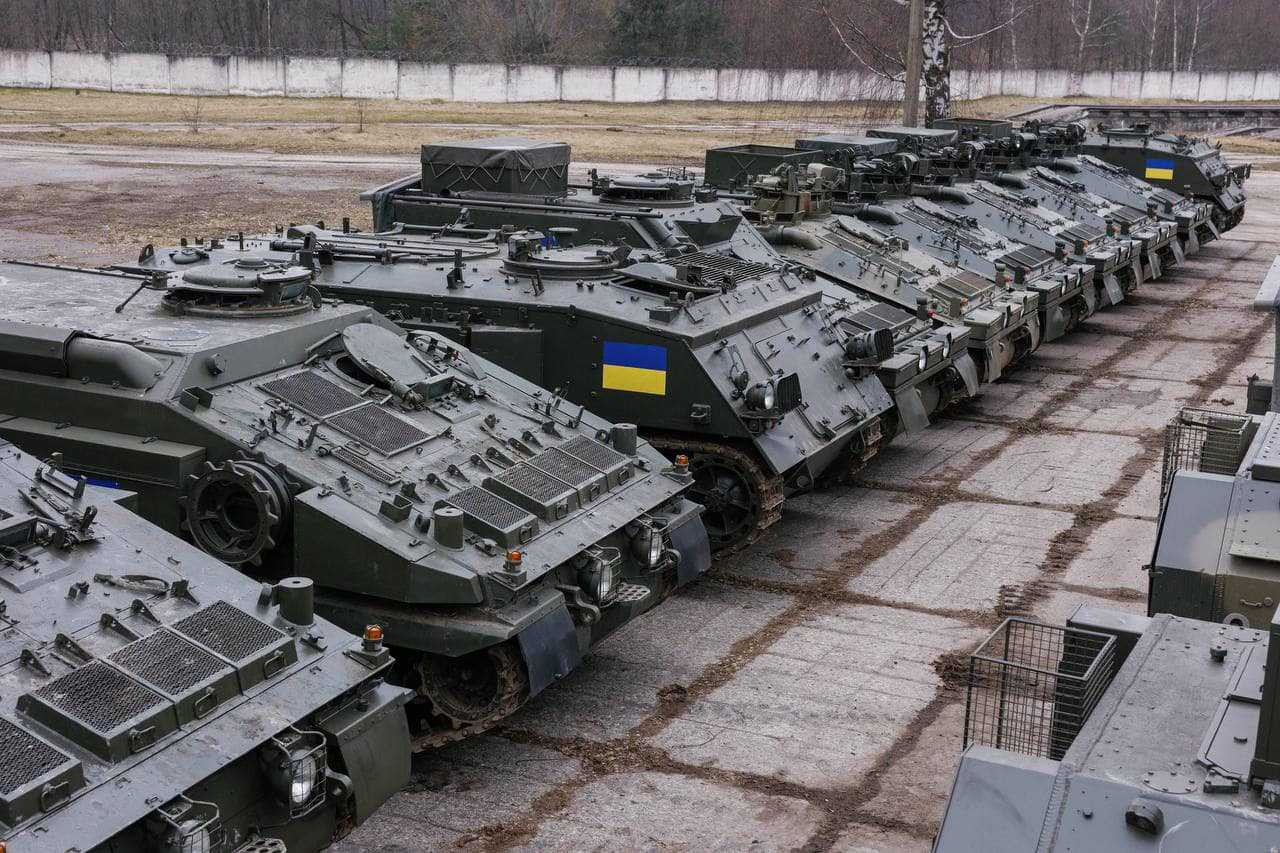 Фонд Сергія Притули закупив 101 БТР для українського війська (ФОТО)
