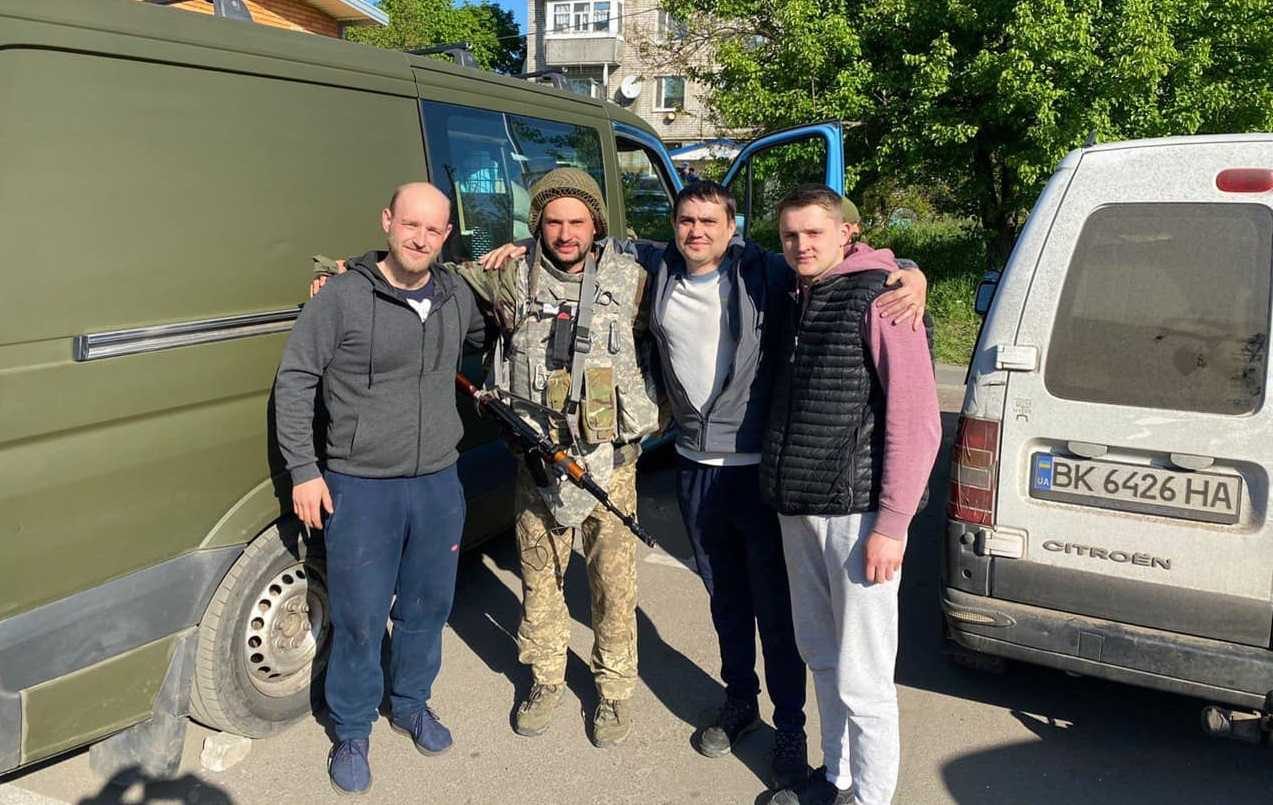 На Рівненщині переселенець на грант відкрив швейний цех із виготовлення тактичного одягу