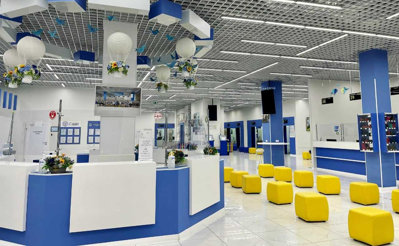 Відзавтра українці зможуть оформлювати паспорти у Берліні поза посольством