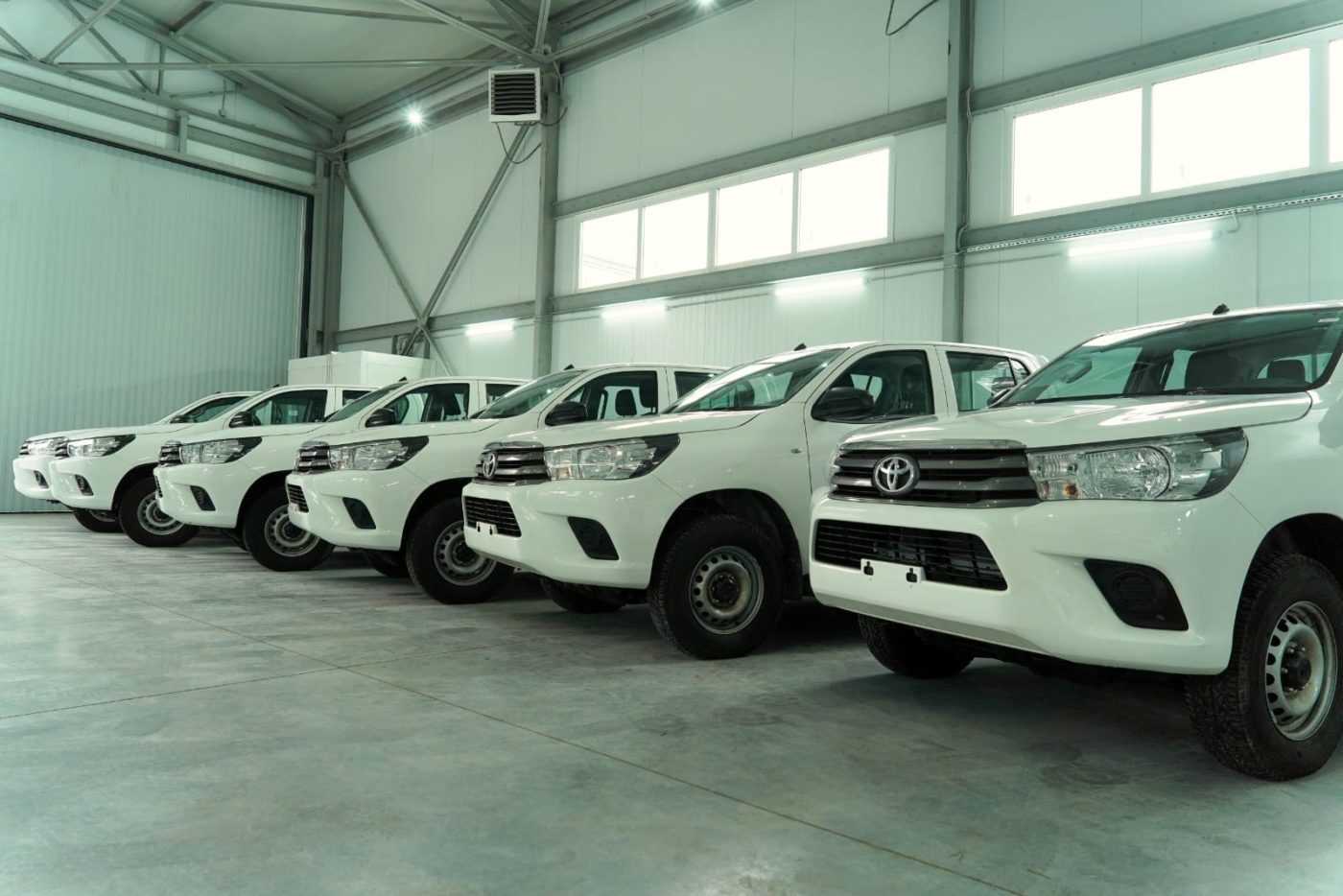 Піротехніки ДСНС отримали 15 пікапів від американської компанії TetraTech