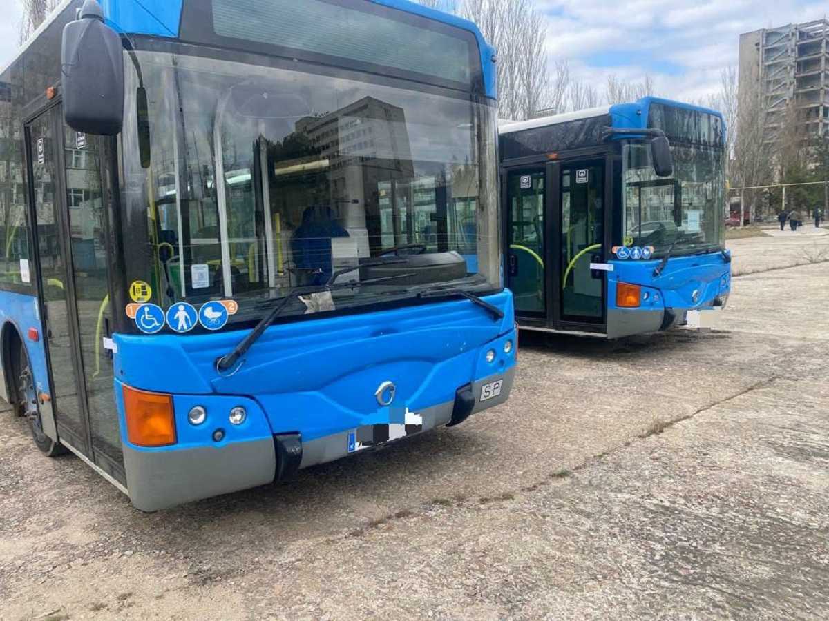 Іспанія передала 32 автобуси для Херсонщини