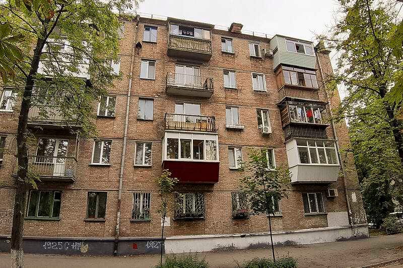 В Україні планують знести «хрущовки» і «панельки». Куди відселять мешканців