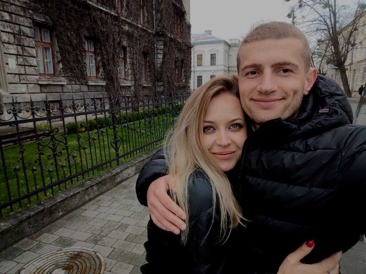 Українка знайшла кохання, прокоментувавши фото захисника (ВІДЕО)