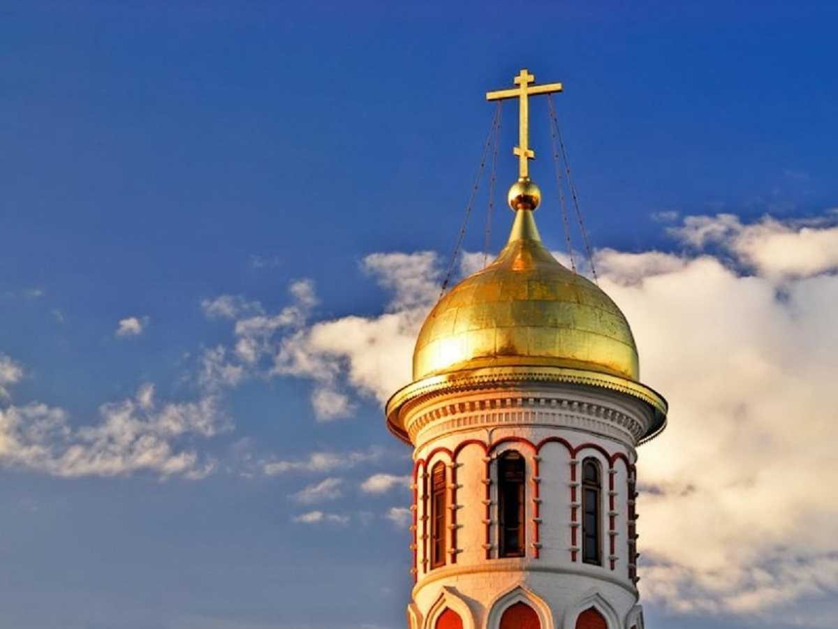 Чернівецька обласна рада заборонила діяльність УПЦ МП