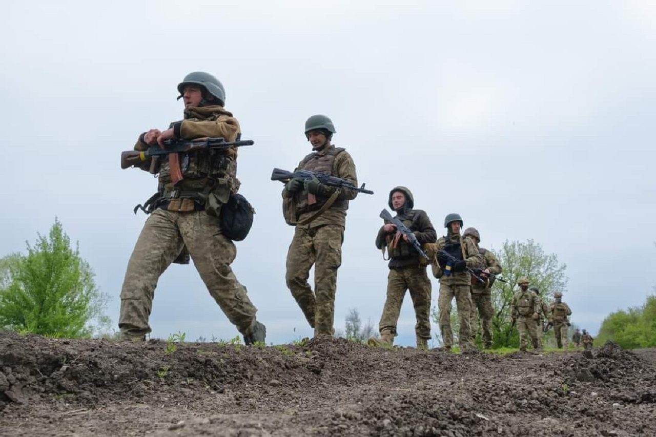ЗСУ двома потужними дронами знищили «Град» на околицях Бахмута (ВІДЕО)