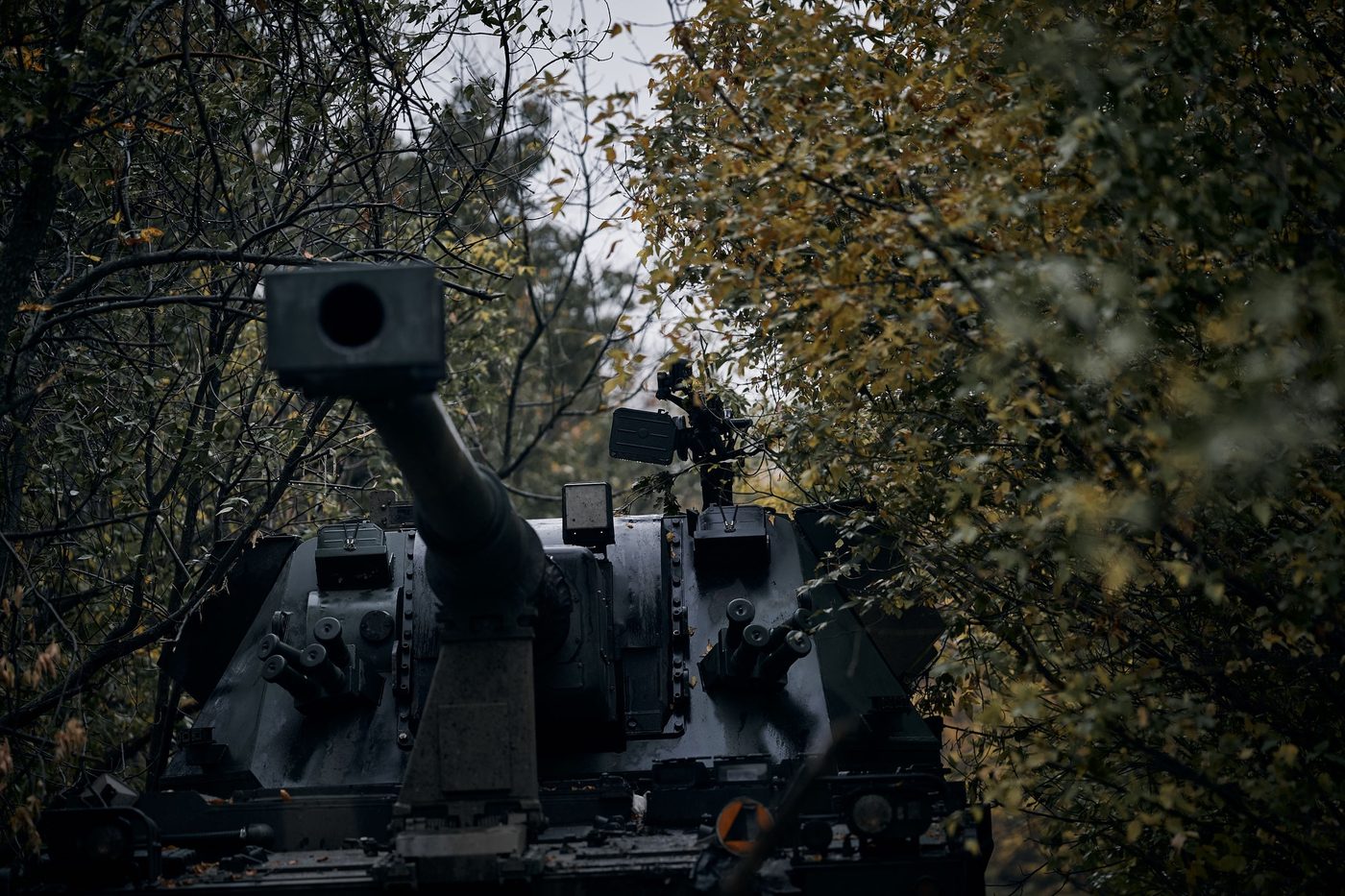 Українські військові знищили ворожу гаубицю «Мста-Б» (ВІДЕО)