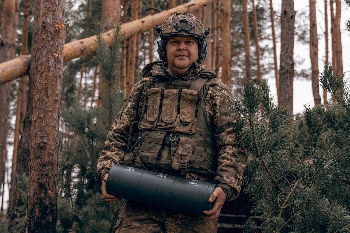 ЗСУ влаштували видовищне фаєршоу зі знищення ворожого танка Т-80 (ВІДЕО)