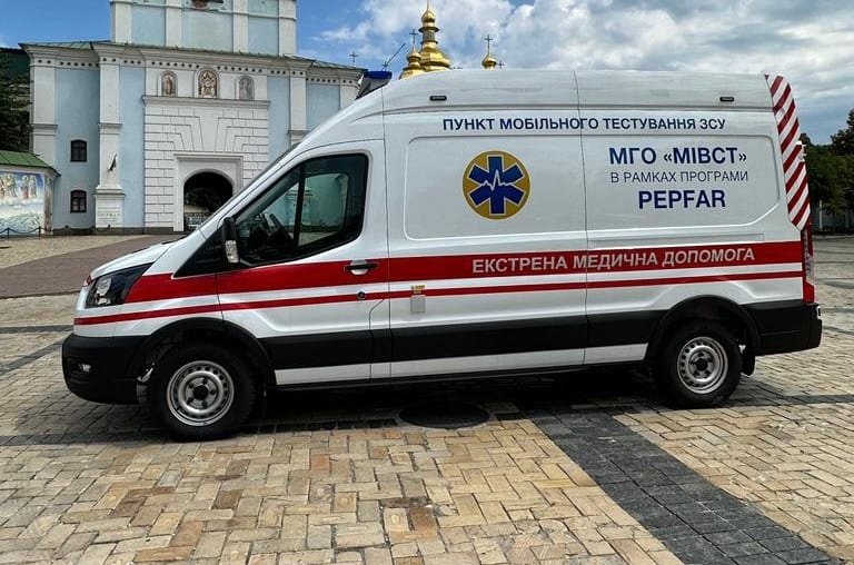 Посольство США передало українським захисникам дві «швидкі»