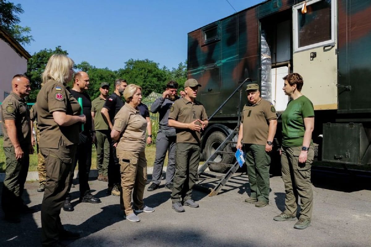 Польські меценати передали польовий госпіталь для Нацгвардії 